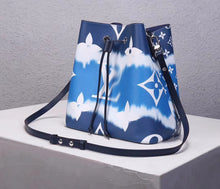 Load image into Gallery viewer, LB137  10.2x10.2x6.9inch
