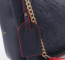 Load image into Gallery viewer, LB646 Shoulder Bag / 14.2x9.8x4.3inch
