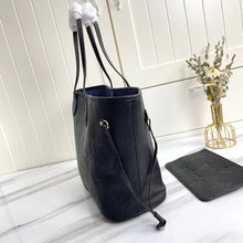 Load image into Gallery viewer, LB677 Neverfull MM / 12.2 x 11 x 5.5 inches
