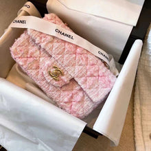 Load image into Gallery viewer, CC619 Small Classic Handbag / 6 × 9.8 × 2.3 in
