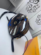 Load image into Gallery viewer, LB124  7.9X8.9X3.2inch
