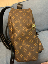 Load image into Gallery viewer, LB005  8.7x11.4x3.9inch(PM Size)  11.8x13x6.3inch(MM Size)
