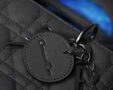 Load image into Gallery viewer, DR001     9.45x7.87x4.33inch
