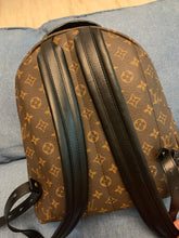 Load image into Gallery viewer, LB005  8.7x11.4x3.9inch(PM Size)  11.8x13x6.3inch(MM Size)
