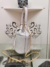 Load image into Gallery viewer, CC035   8.66x6.69x4.72inch
