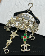 Load image into Gallery viewer, JW664 CC Brooch

