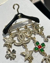 Load image into Gallery viewer, JW664 CC Brooch
