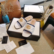 Load image into Gallery viewer, SE010    Size 4-10
