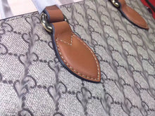 Load image into Gallery viewer, GC083   14.96x16.3x11.42
