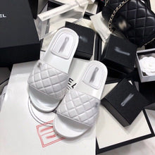 Load image into Gallery viewer, SE019   Size 4-10
