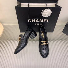Load image into Gallery viewer, SE953 CC Loafers / Size5-10
