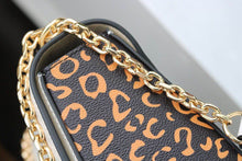 Load image into Gallery viewer, LB142   9.1x6.7x3.7inch
