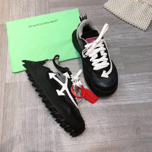 Load image into Gallery viewer, SE029  Women size 4-10   Men size7-12
