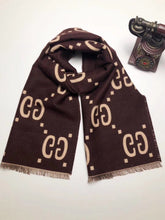 Load image into Gallery viewer, CLTH003  35x180cm 91%Wool,9%Slilk
