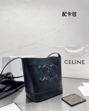 Load image into Gallery viewer, CL095 SMALL BUCKET CUIR TRIOMPHE (Gift with Card Holder)
