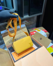 Load image into Gallery viewer, LB741 Phone Pouch / 7.1x4.3x2.4inch
