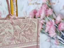 Load image into Gallery viewer, DR036 Large Book Tote Bag / HIGHEST QUALITY VERSION / S:14.4x11x6.9inch  L:16.3x13.8x7.1inch
