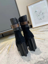 Load image into Gallery viewer, SE072   Size4-10
