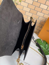 Load image into Gallery viewer, LB066   9.84x6.69x4.13
