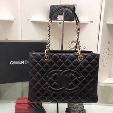 Load image into Gallery viewer, CC074 Smooth Sheepskin Leather 13x9.84x5.51inch
