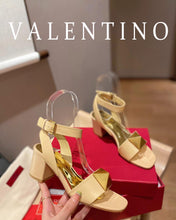 Load image into Gallery viewer, SE907 VLTN ONE STUD CALFSKIN SANDAL 65 MM / 2.5 IN.
