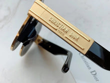 Load image into Gallery viewer, JW582 DRSignature A3U Sunglasses
