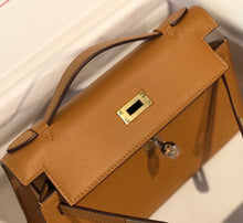 Load image into Gallery viewer, HM057 Mini Kelly / HIGHEST QUALITY VERSION / 8.7x5.1x2.8inch
