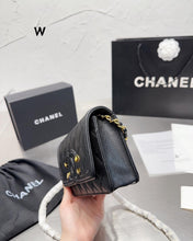 Load image into Gallery viewer, CC637 Wallet on the Chain / 7.5x4.7inch
