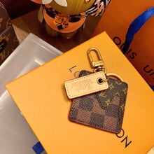 Load image into Gallery viewer, JW561 Key Chain&amp;Bag Charm
