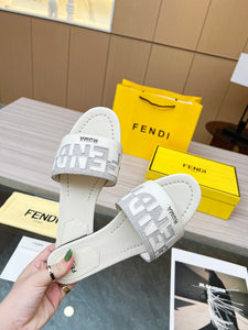 SE1036 FENDI Signature Slides / Size5-11