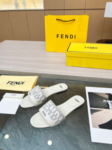 SE1036 FENDI Signature Slides / Size5-11