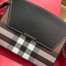Load image into Gallery viewer, BUR110 Check and Leather Catherine Shoulder Bag / 9.5 x 2.2 x 6.9in
