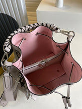 Load image into Gallery viewer, LB687 Muria / HIGHEST QUALITY VERSION / 9.8 x 9.8 x 7.9 inches
