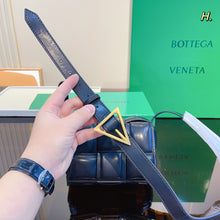 Load image into Gallery viewer, BV040 Candy Padded Cassette / 3.1x4.7x1.6inch
