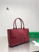 Load image into Gallery viewer, BV043 Mini Arco Tote Bag / 9.8x6.3x3.1inch
