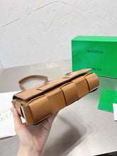 Load image into Gallery viewer, BV044 Cassette / 5.9x9.6x2.4inch
