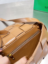 Load image into Gallery viewer, BV044 Cassette / 5.9x9.6x2.4inch
