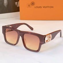 Load image into Gallery viewer, JW586 LB Link Square Sunglasses
