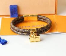 Load image into Gallery viewer, JW610 LB Bracelet
