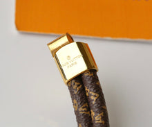 Load image into Gallery viewer, JW610 LB Bracelet
