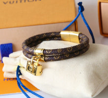 Load image into Gallery viewer, JW610 LB Bracelet
