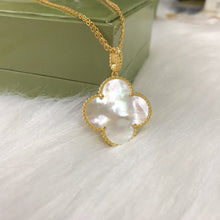 Load image into Gallery viewer, JW570 VAN Magic Alhambra Long Necklace / 90cm
