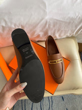 Load image into Gallery viewer, SE912 H Colette loafer / Size5-10
