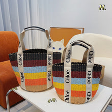 Load image into Gallery viewer, CLE006 Small/Large Woody Basket Bag
