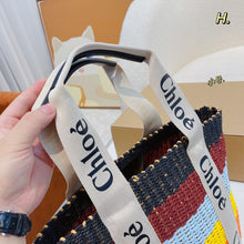 Load image into Gallery viewer, CLE006 Small/Large Woody Basket Bag
