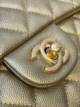 Load image into Gallery viewer, CC544 CF Handle / HIGHEST QUALITY VERSION / 7.9x2.8x5.5inch
