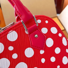 Load image into Gallery viewer, LB750 LV x YK Alma BB / 9.3 x 6.9 x 4.5 inches
