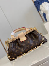 Load image into Gallery viewer, LB779 Monogram Clutch / HIGHEST QUALITY VERSION
