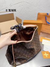 Load image into Gallery viewer, LB751 Artsy MM / 16.1 x 12.6 x 8.7 inches
