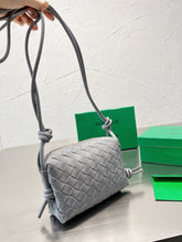 Load image into Gallery viewer, BV045 Mini Loop Camera Bag / 6.7x3.9x2.3inch
